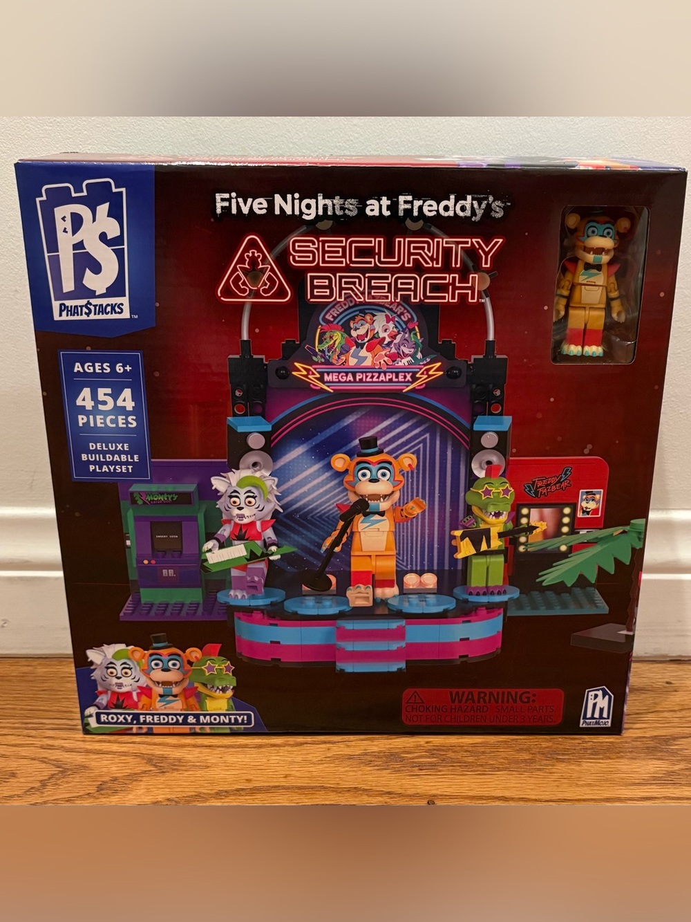 PhatStacks Five Nights at Freddy's Security Breach Deluxe Buildable Playset Set